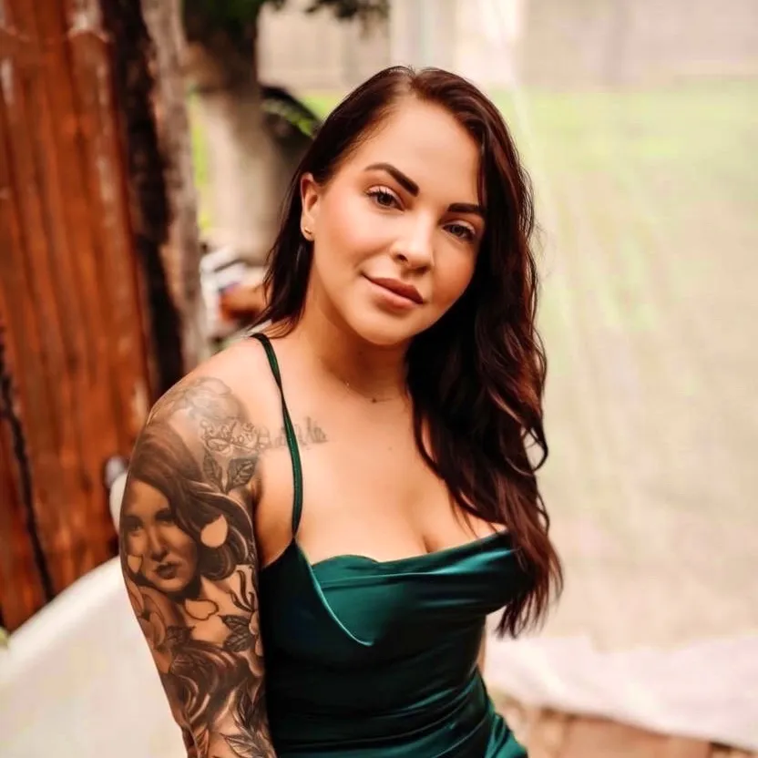 Olivia Arden - Independent Escort Brunette in Austin
