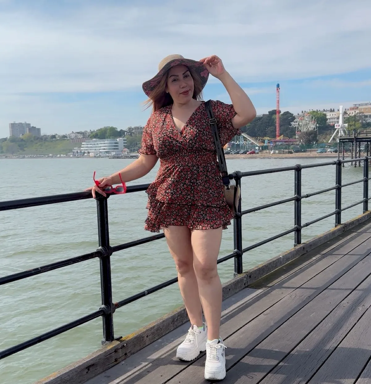 Lillie - Independent Escort Brunette in London