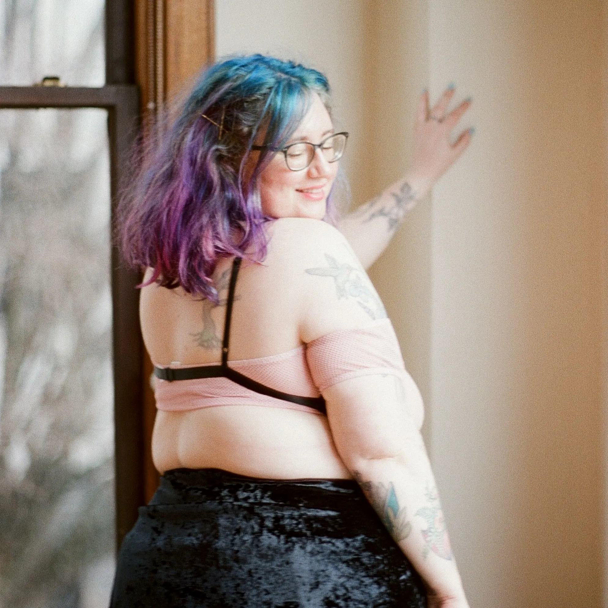 Molly - Independent Escort Multi colored in Portland