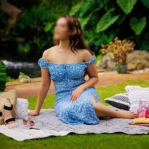 Nina Stone - Independent Escort Brunette in Perth